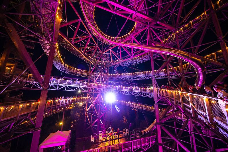 File:SkyWalk11.jpg
