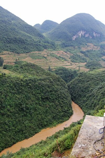 File:YangliuheRailwayDownstream.jpg