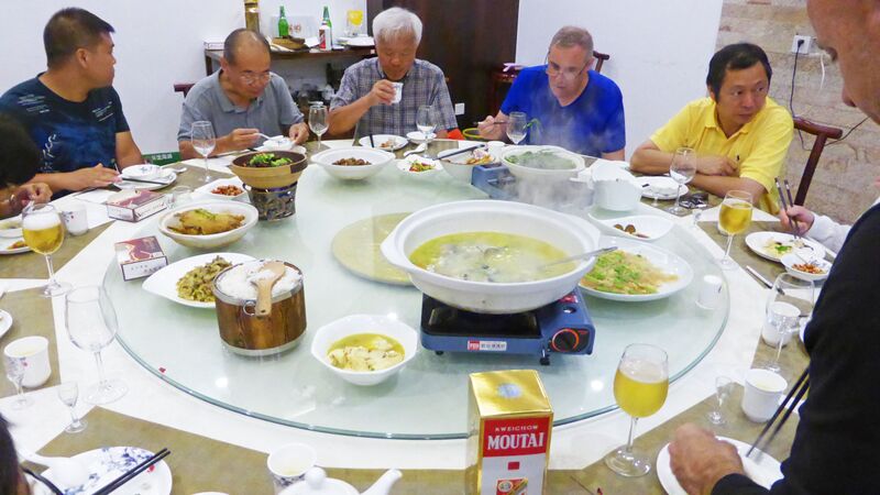 File:190AJHackettDinner2ByFilmer.jpg