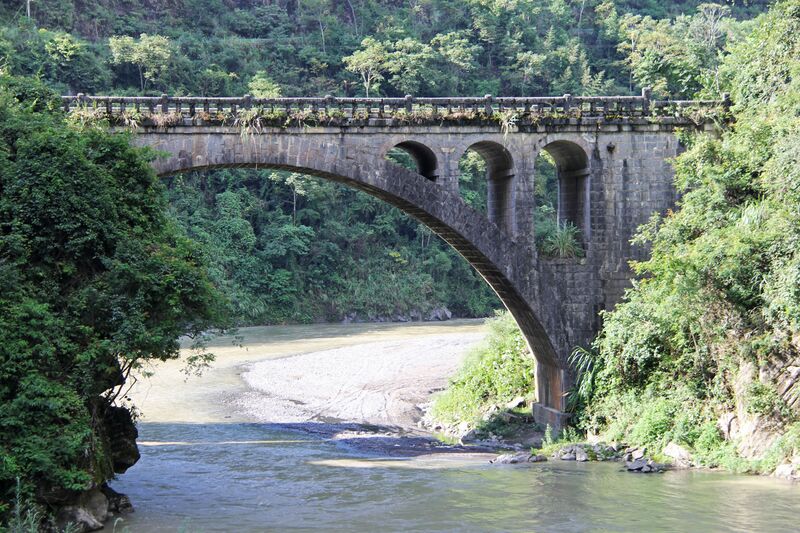 File:NandujiangLowBridge.JPG