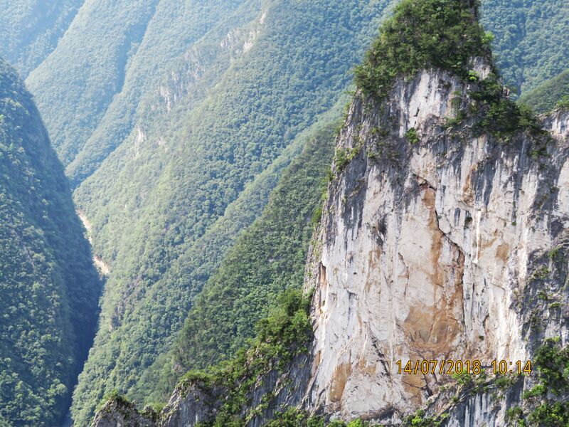 File:673LanyingGorgeByJohnFilmer.JPG