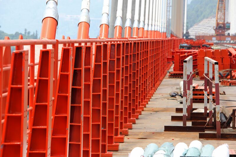 File:BeipanjiangDugeFencePostLonglens.jpg