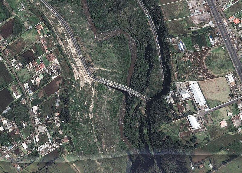 File:ChicheTrussSatellite.jpg