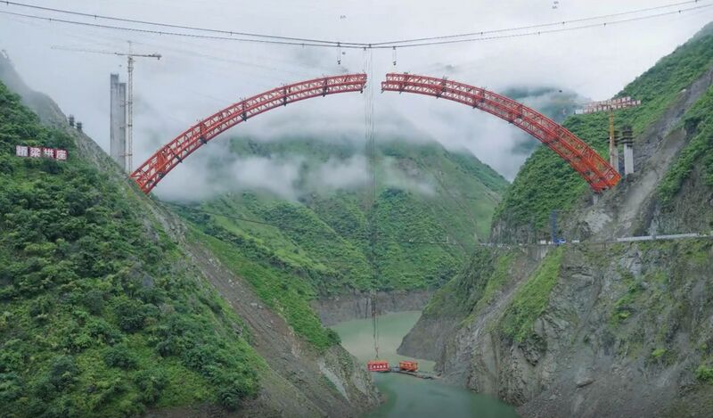 File:XisujiaoheHighlineLift.jpg
