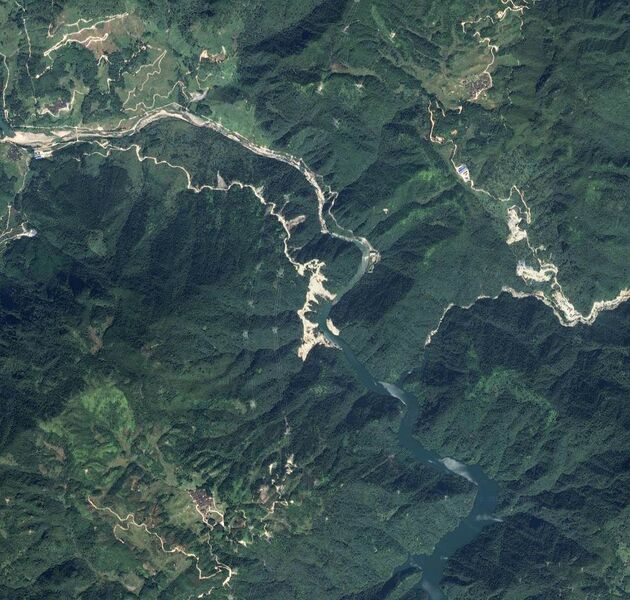 File:YangjiaoRailwaySatelliteWide.jpg