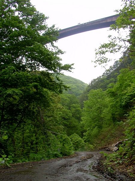 File:JogakuraFromBelow.jpg