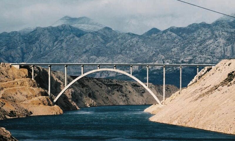 File:MaslenicaBridge.jpg