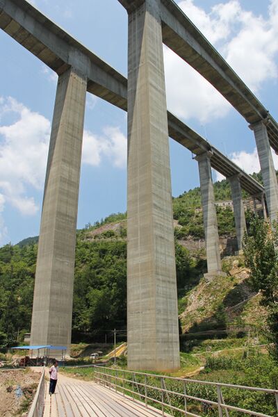File:TongxihePiers2.JPG