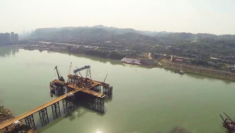 File:JinshajiangRailwayBridgeChengguiDroneRiver.jpg