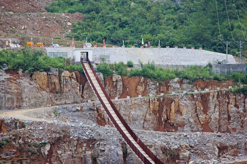 File:MengdongheYongjiLonglensView.jpg