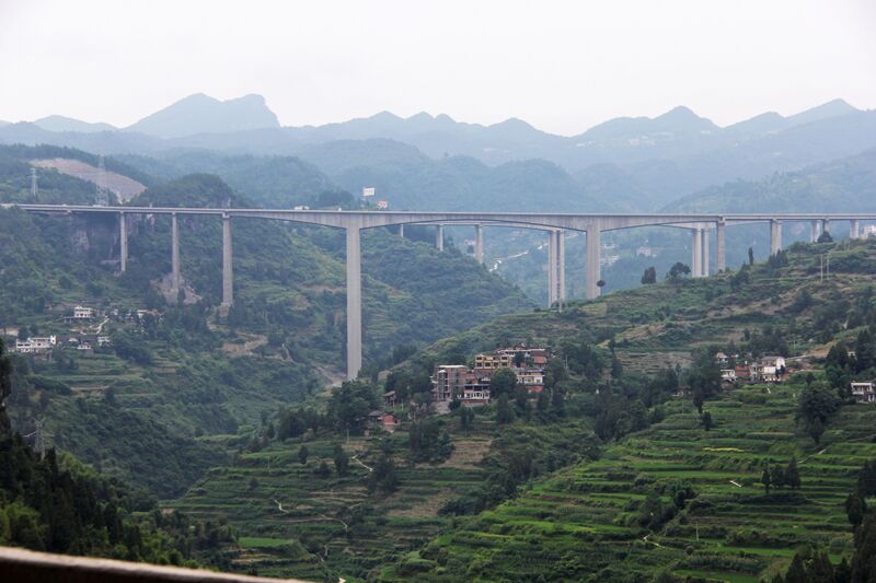 File:182GuanzhaiBridges copy.JPG