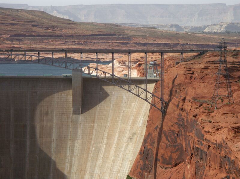 File:GlenCanyonDamBridge104.jpg