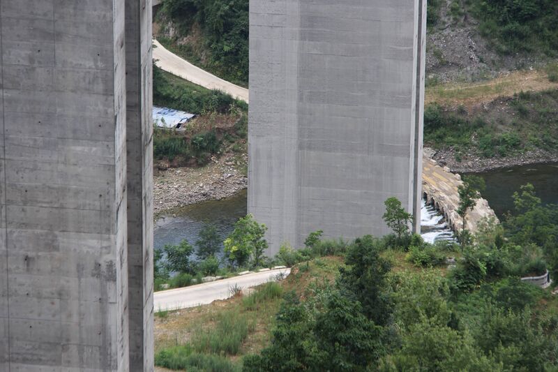 File:ErhaihePierBaseView.JPG