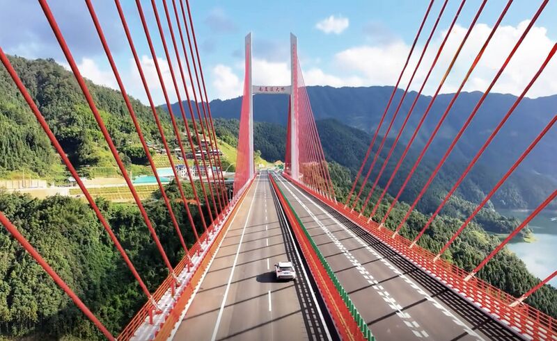 File:NanmengxiCablesRoad.jpg