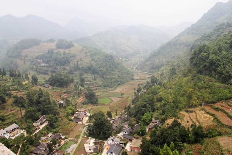 File:PingzishangValleyView.jpg