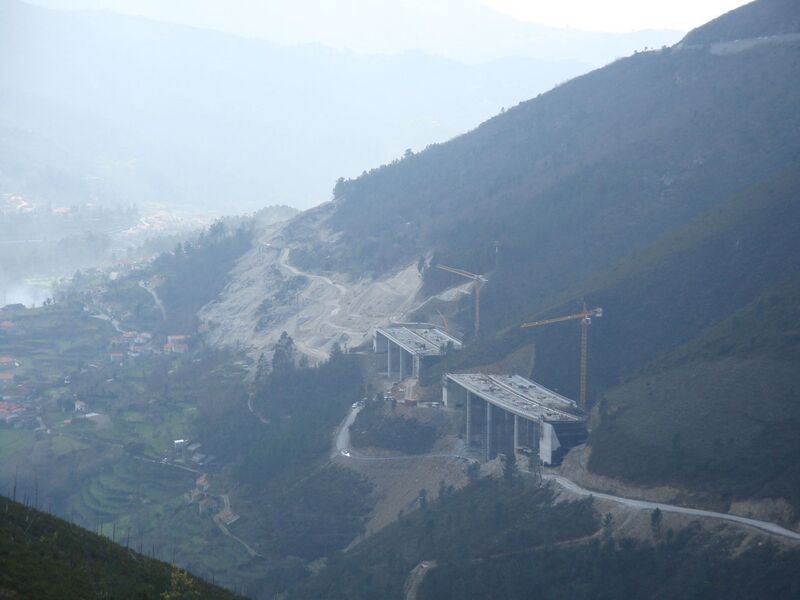 File:AmaranteAreaViaduct.jpg