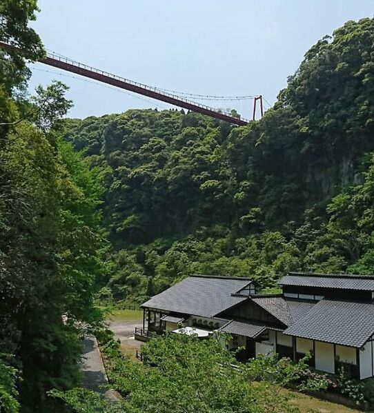 File:KamikawaotakiGorge.jpg