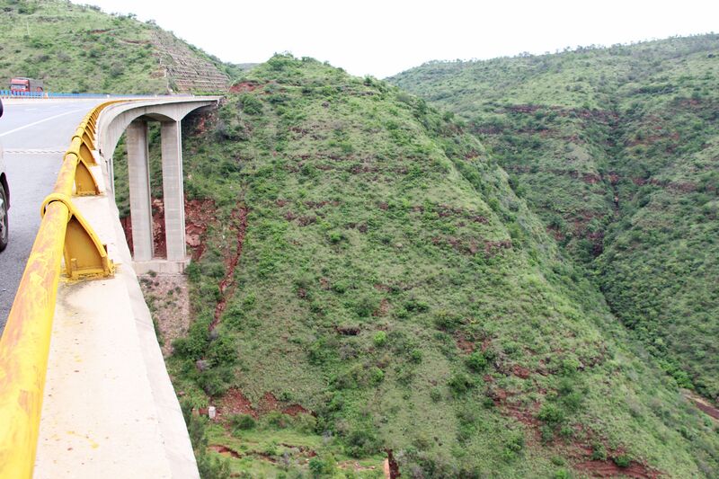 File:UnknownG5Railing.jpg