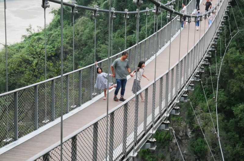 File:Tianzhushan Footbridge22.JPG