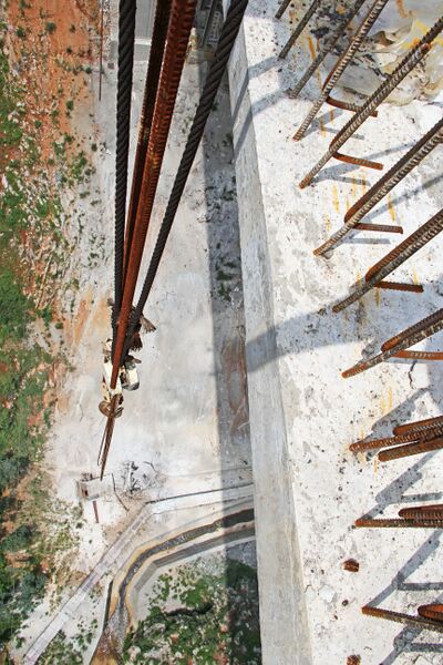 File:XiyoudongHangingRods.jpg