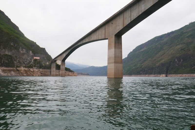 File:YoufanggouWaterReflection.JPG