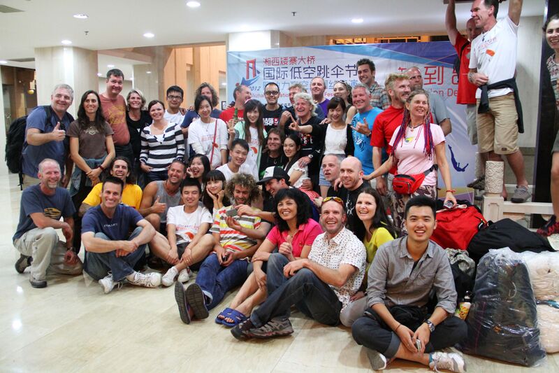 File:179GroupPhotoByLeander.JPG