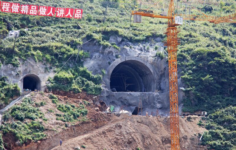 File:BalingheRailwayTunnel.jpg