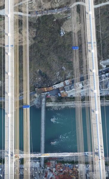 File:Daduhe Railway Bridge ChuanzangDownView.jpg