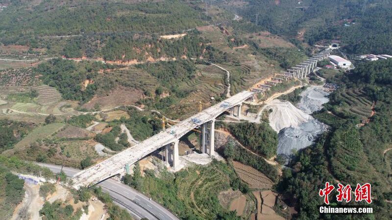 File:Lixinzhai RailwayAerial.jpg