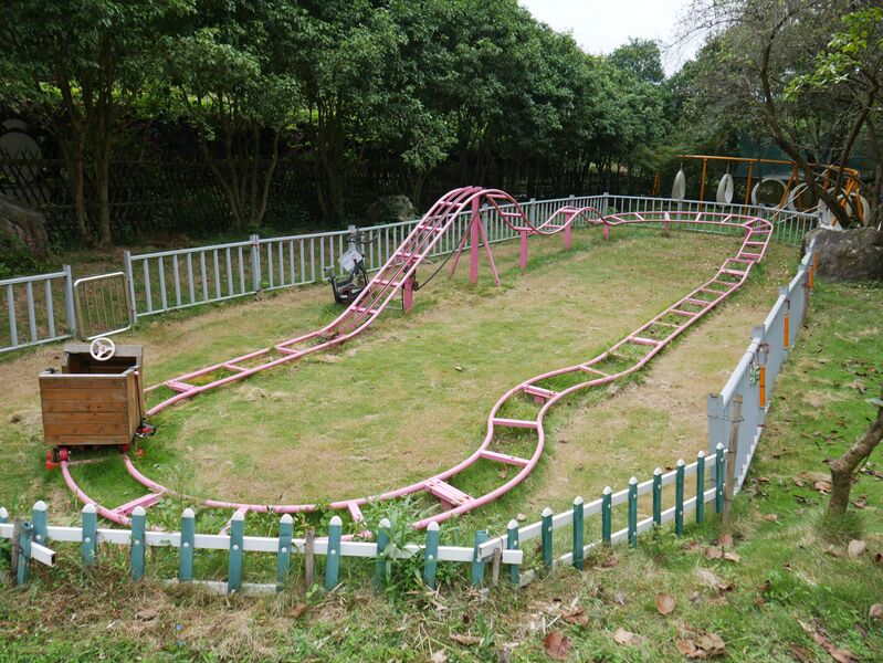 File:LianghuangshanCoaster3.JPG