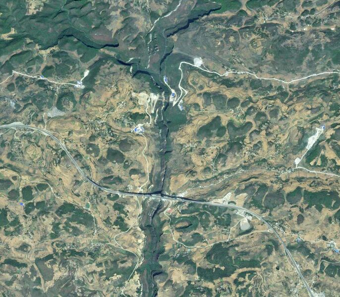 File:XixiheBridgesWide.jpg