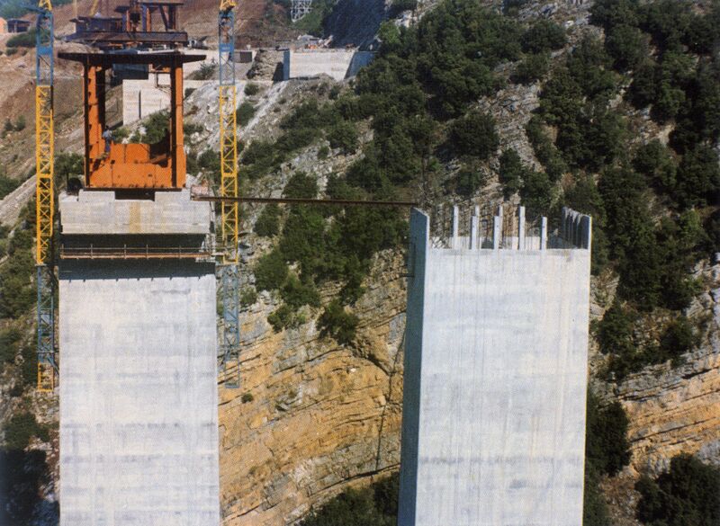 File:3SerraBridge.jpg