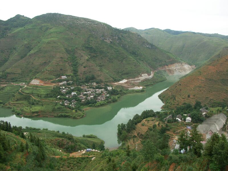 File:HutiaoheRiverValley.jpg