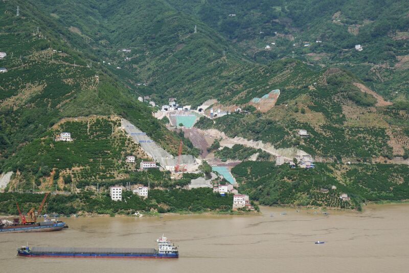 File:Jiuge Yangtze River.JPG