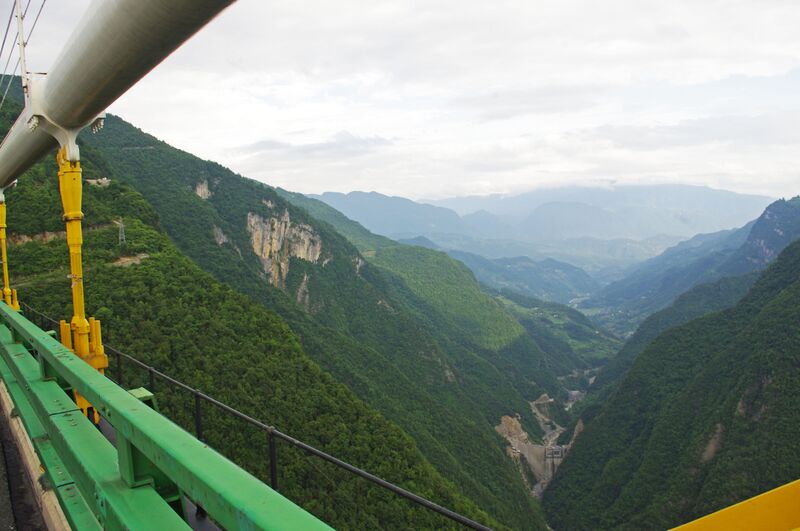 File:SiduheGorge&DambyRichardScott.jpg