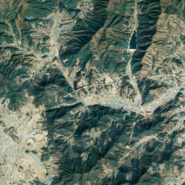 File:BaekjeonSatelliteWide.jpg