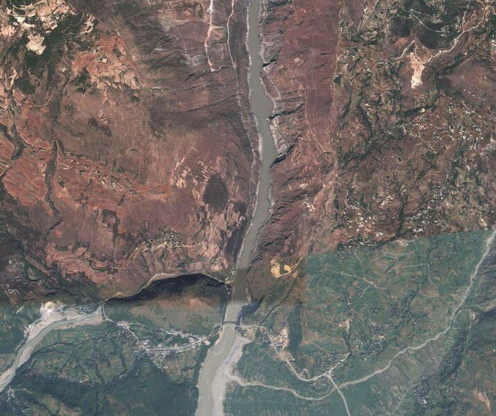 File:HulukoujinshajiangSatellite.jpg