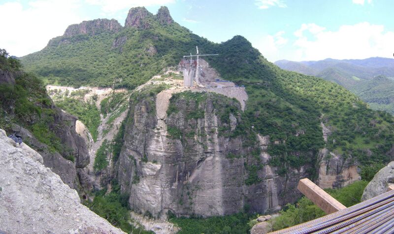 File:BaluarteBridge13.jpg
