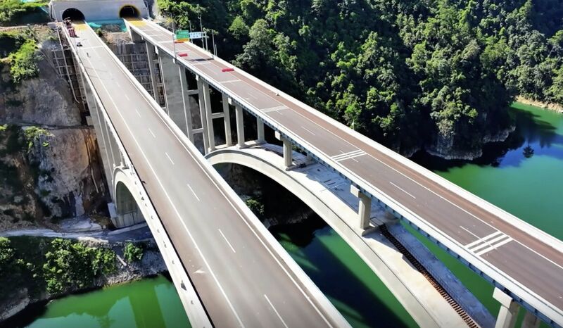 File:QingshuijiangJianliDroneDeck.jpg