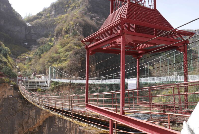 File:Tianjishan FootbridgePagodaEnd.JPG