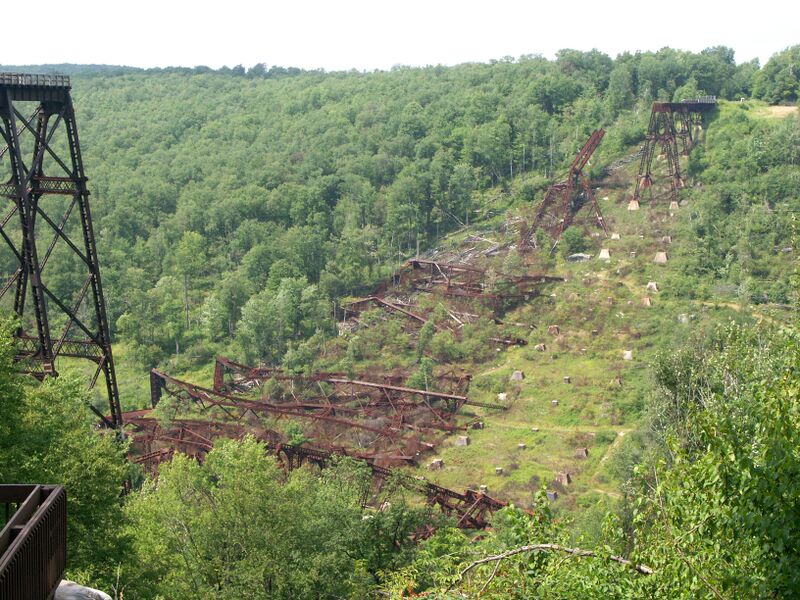 File:KinzuaBridgeRemains.jpg