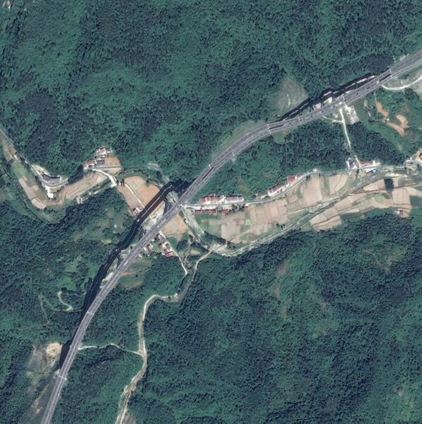 File:Matishan -1 BridgeSatellite.jpg