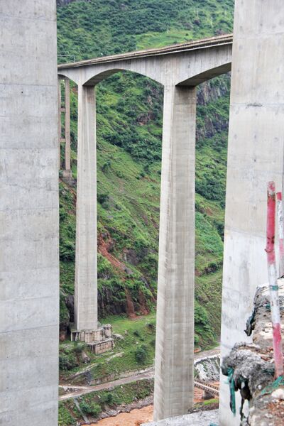 File:NiulanjiangNewG85SouthOldBeam.jpg
