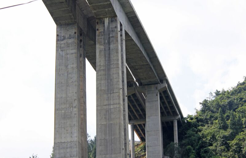 File:ShibanxiPiersLonglens.jpg