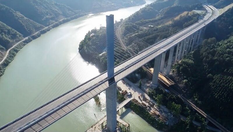 File:JinjiangCableDrone3.jpg
