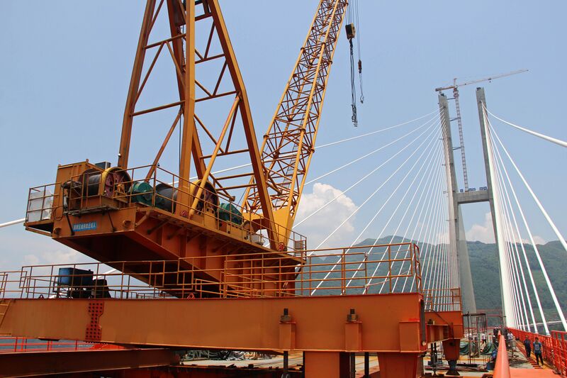 File:BeipanjiangDugeCrane&TowerView.jpg