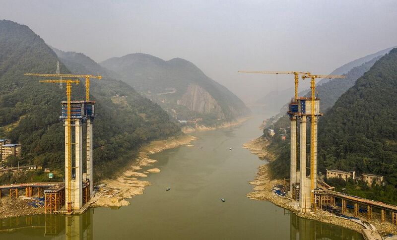 File:Jialingjiang Bridge Guanyinxia Piers.jpg