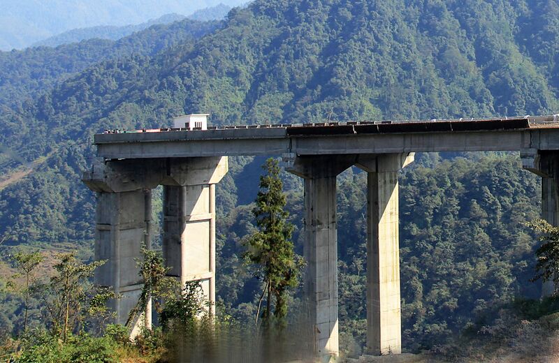 File:LabajinConstructionView10.jpg