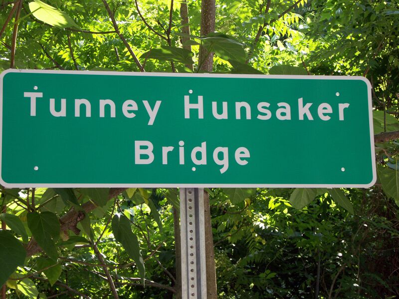 File:23NewRiverBridgeOld.jpg