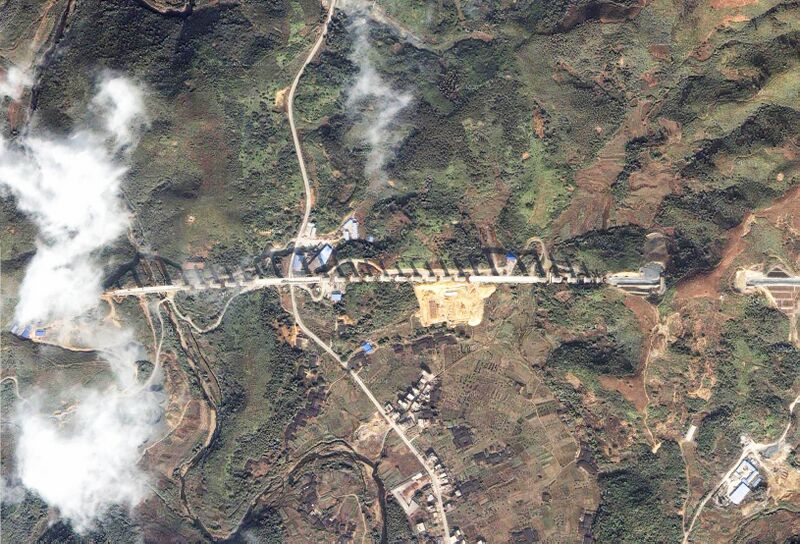 File:JingshanSatelliteImage.jpg